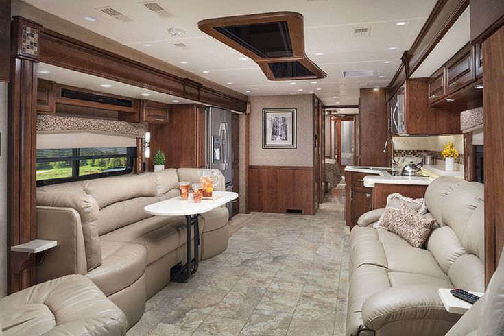 Interior de motorhome luxuoso
